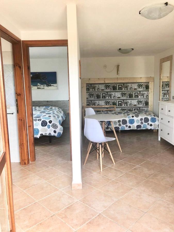 B&B Tavolara Puntaldia Esterno foto