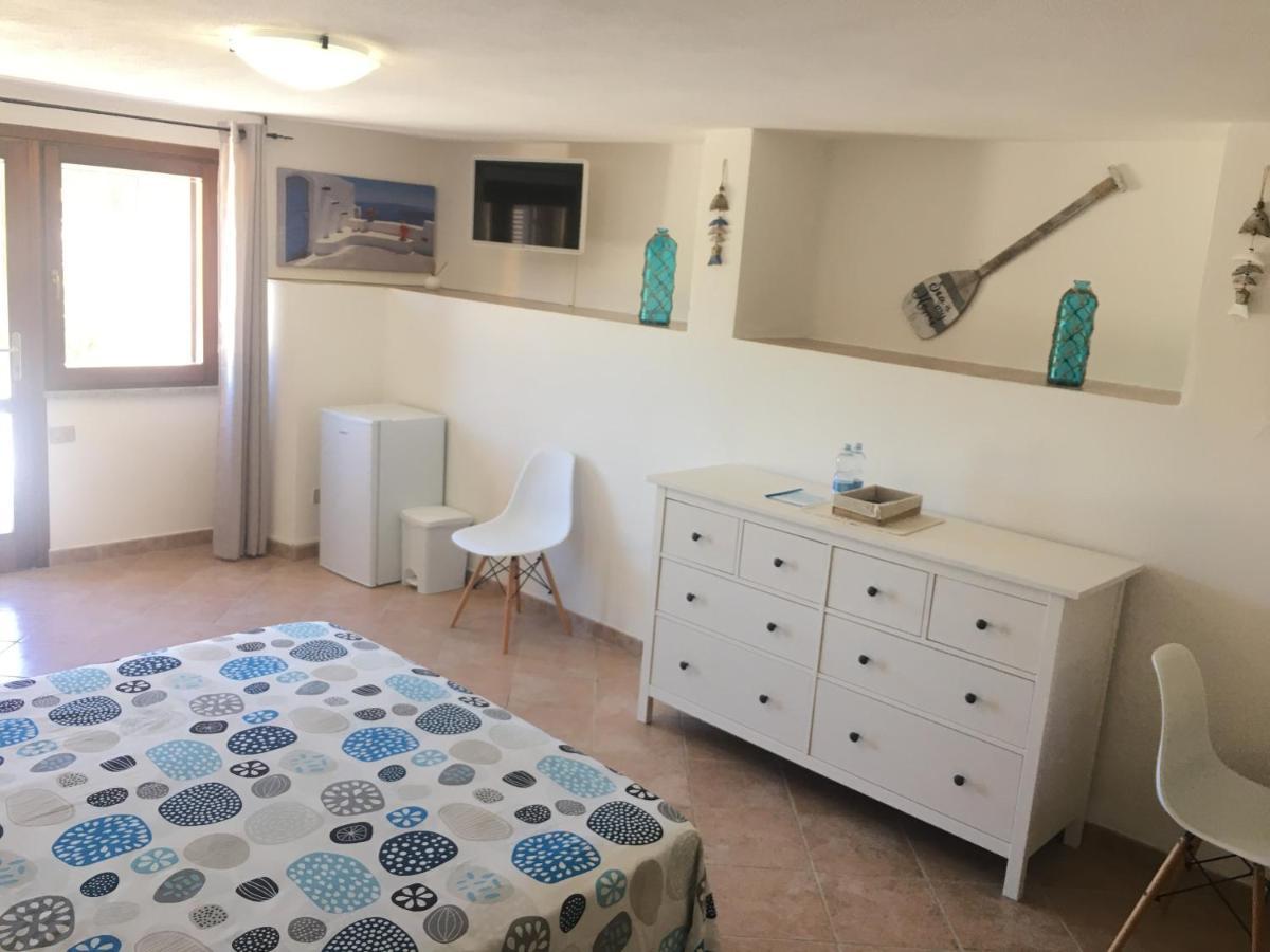 B&B Tavolara Puntaldia Esterno foto
